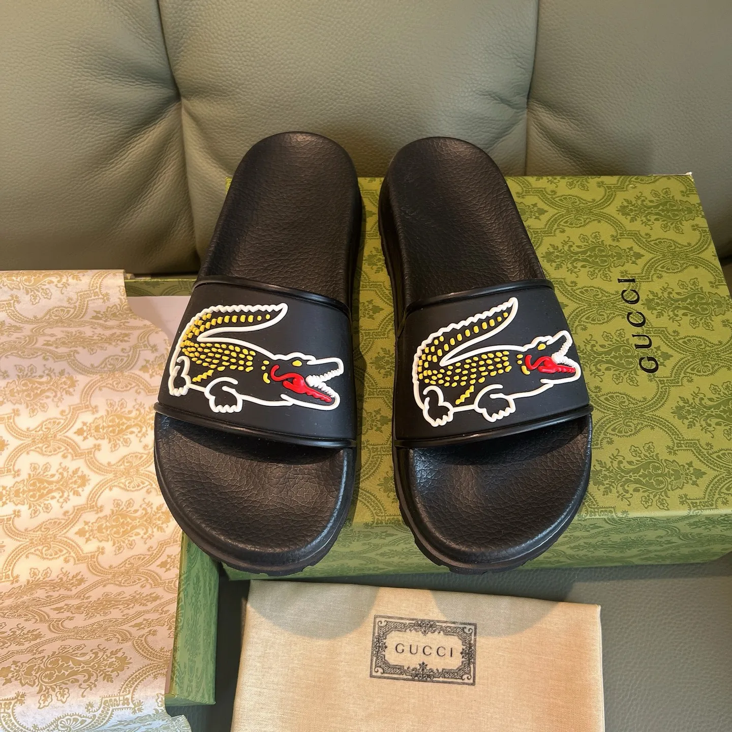 Men's Men's Shoes 130🐮🐮Gucci Gucci Slippers Gucci 2024 latest beach sandals slippers Original molding double G LOGO Original molding consistent Outsole: Men's Men's Shoes u double-layer outsole Size: 35-46